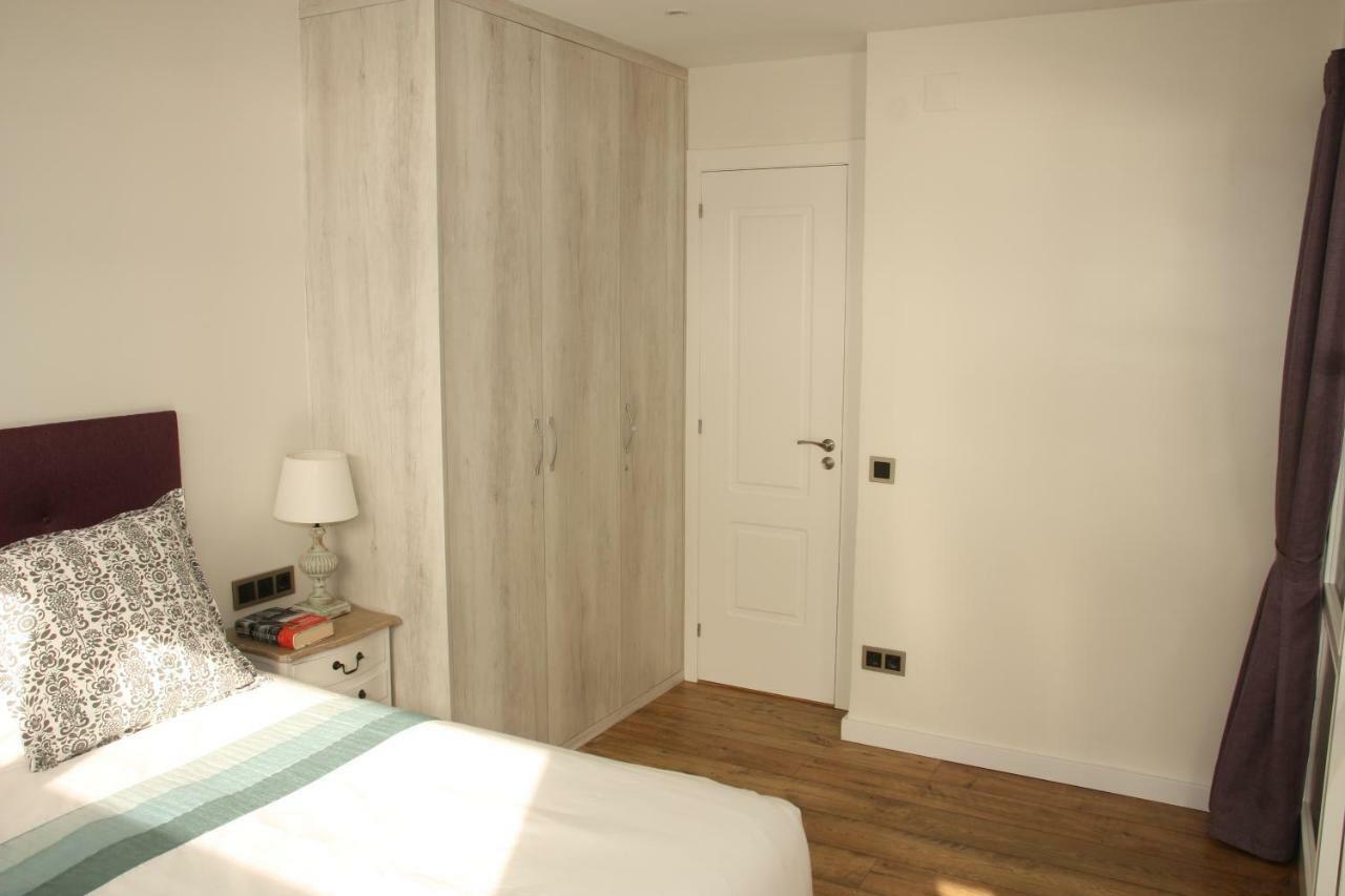 Seafront Apartment In Паламос Екстериор снимка